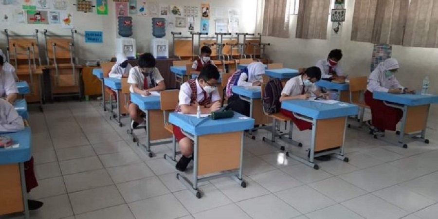 Kelonggaran diberikan Dinas Pendidikan Kota Palangka Raya bagi para peserta didik kelas VI Sekolah Dasar (SD) dan kelas IX Sekolah Menengah Pertama